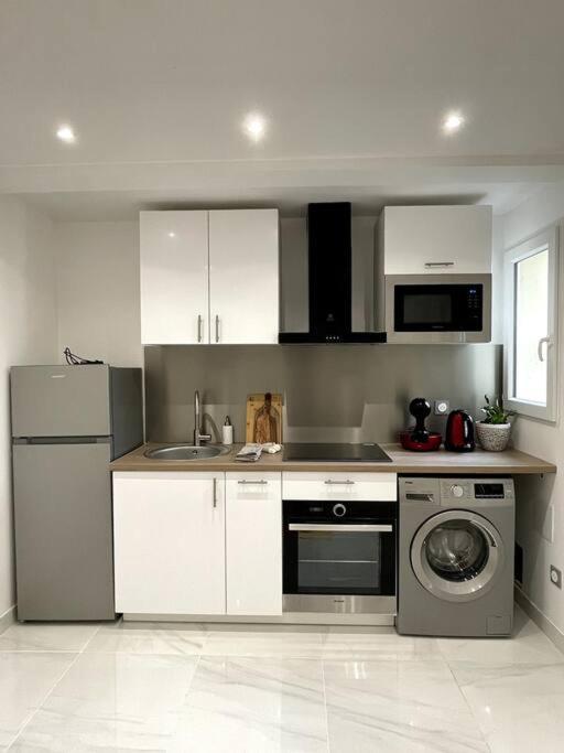 Appartement Cosy Et Moderne Proche De Disneyland Bussy-Saint-Georges Exteriör bild
