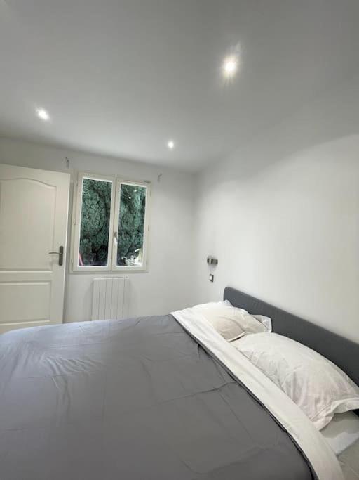 Appartement Cosy Et Moderne Proche De Disneyland Bussy-Saint-Georges Exteriör bild